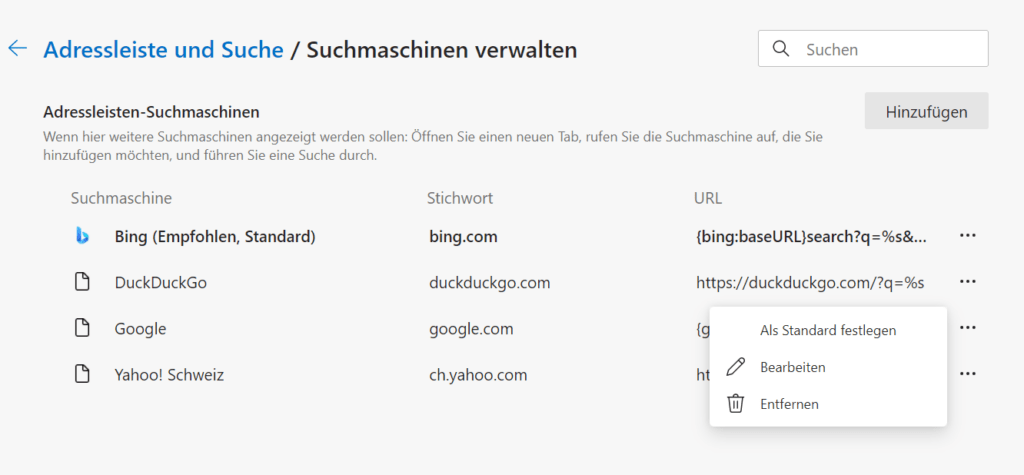 Screenshot, der zeigt, wie in Microsoft Edge eine alternative Suchmaschine anstelle von Bing als Standard ausgewählt werden kann. Das Menü enthält Optionen zum Hinzufügen und Auswählen einer bevorzugten Suchmaschine aus einer Liste sowie die Möglichkeit, die Einstellungen zu speichern.