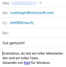 Ein Screenshot von Microsoft Mail, der eine automatisch generierte E-Mail zeigt. Der Betreff der E-Mail lautet „Gut gemacht!“, basierend auf einer Formel in Excel, die prüft, ob eine Bedingung erfüllt ist. Der Nachrichtentext beginnt mit „Gratulation, du bist ein toller Mitarbeiter.“ und endet mit einem Zeilenumbruch und der Botschaft „Wir sind ein tolles Team.“. Die E-Mail ist für den Empfänger vorbereitet und enthält die CC-Adresse „chef@firma.ch“. Der Hyperlink im Screenshot zeigt die E-Mail-Adresse und die Parameter für den Betreff und den Nachrichtentext, die aus den Excel-Zellen stammen.