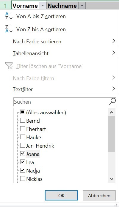 Screenshot der Excel-Filterfunktion. Die Dropdown-Liste zeigt eine Auswahl von Vornamen. Die Option 'Alles auswählen' ist deaktiviert. Nur die weiblichen oder eindeutig weiblichen Vornamen sind ausgewählt, während andere Einträge ausgeblendet bleiben.