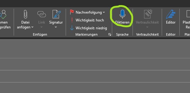 Ein Screenshot, der die Schaltfläche zeigt, um die Diktatfunktion in Outlook zu starten.