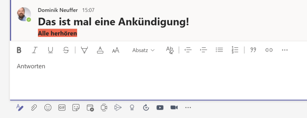 Screenshot des Rich-Text-Editors in Microsoft Teams, der erweiterte Textbearbeitungsfunktionen anzeigt. Nutzer können Tabellen einfügen und Nachrichten als 'wichtig' kennzeichnen, während sich weitere Optionen im Drei-Punkte-Menü verbergen.