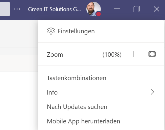 Screenshot, der im Drei-Punkte-Menü von Microsoft Teams die Schaltfläche für Tastenkombinationen anzeigt. Das Menü bietet die Möglichkeit, um die verfügbaren Tastenkombinationen für verschiedene Funktionen in Teams einzusehen.